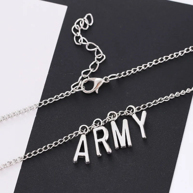 Collar con letras del ejército para mujer, K-POP Jin Jimin SUGA Jungkook Rap Monster, collar con letras de aleación, regalo de joyas de fiesta a la moda para niña