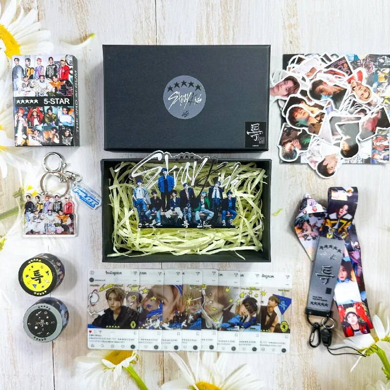 Kpop Stray Kids-álbum de 5 star, caja de regalo, pegatinas para sesiones fotográficas, cinta adhesiva, soporte acrílico, Kits de combinación para regalo de colección de Fans