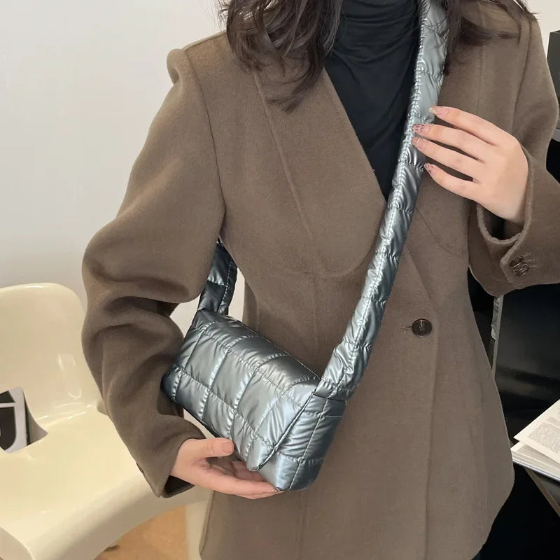 Nuevo de otoño, bolso de mujer 2023, bolso a cuadros, bolso de mujer, bolso cuadrado pequeño de tendencia informal a la moda para hombro y axila